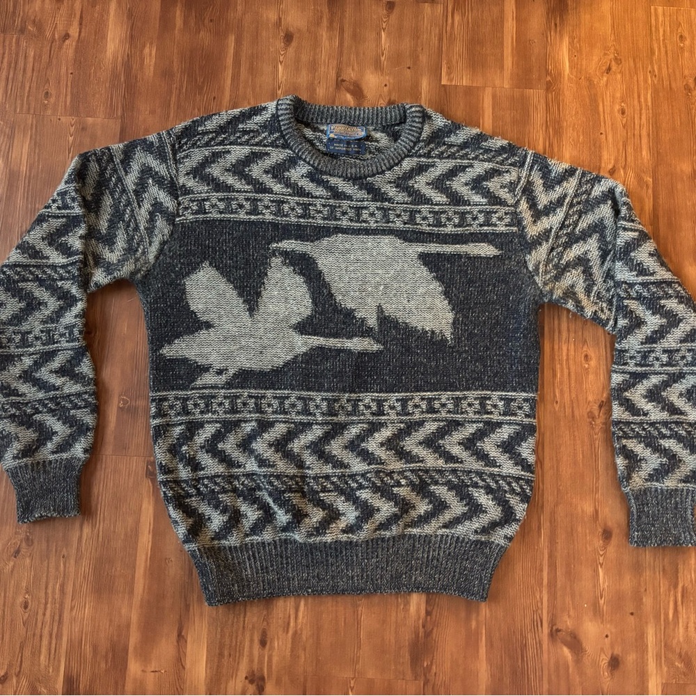 Vintage Pendleton Gray Geese Patterned Sweater